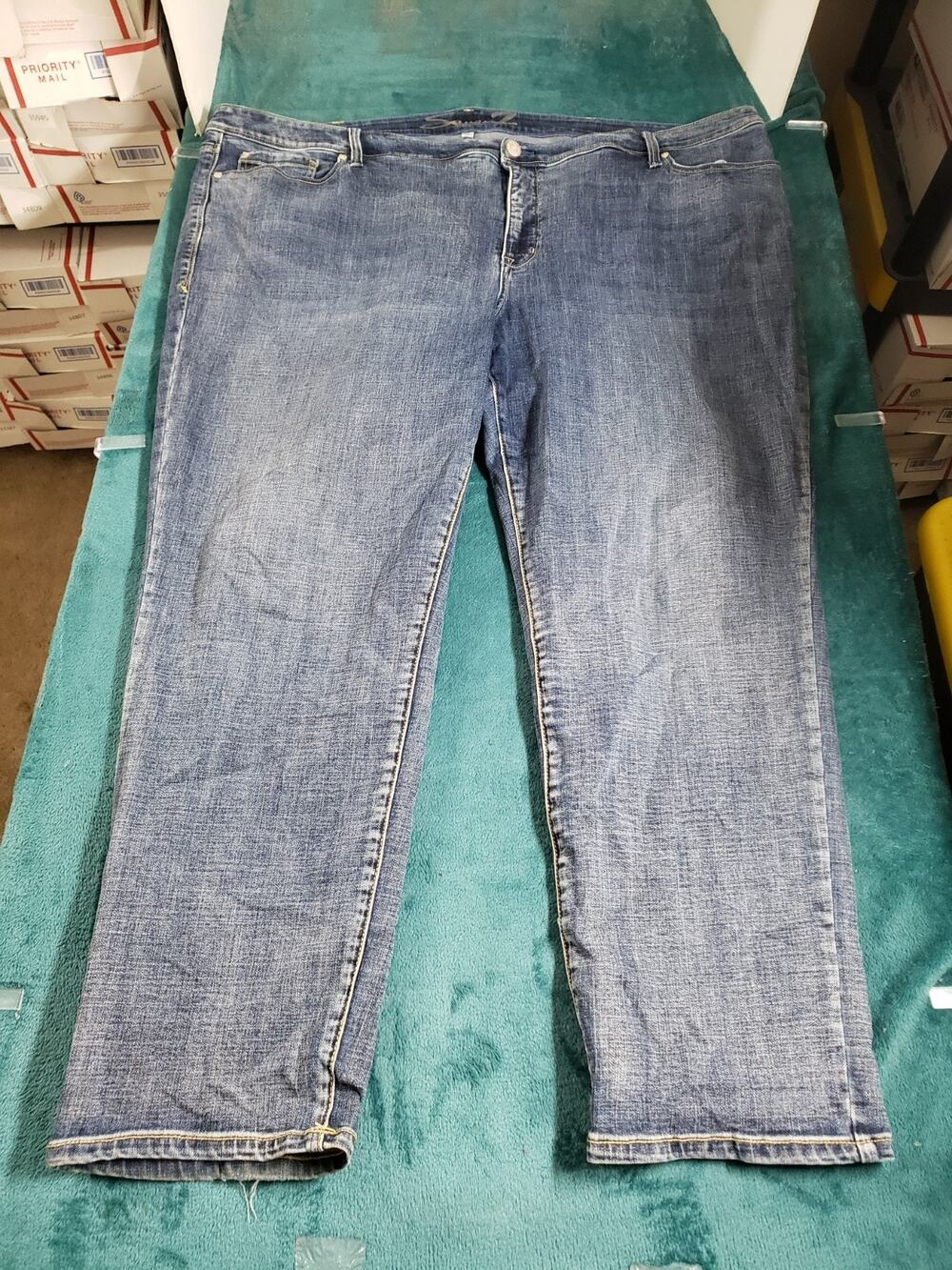 Seven7 Jeans Size 28 Womens Blue Stretch Pants Denim Plus Mid Rise Straight
